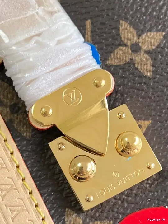 First bag ru TRUNK SIDE VUITTON LOUIS MM 0512